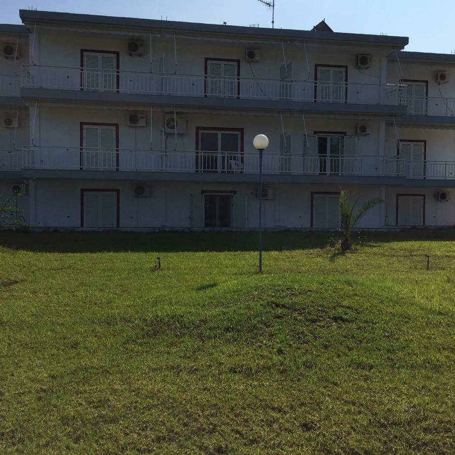 Kipriotis Hotel Arkoudi Ngoại thất bức ảnh